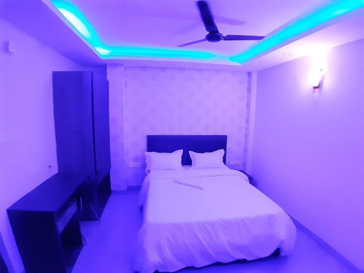 Hotel Delight Deluxe Pipra Dewas Exterior photo